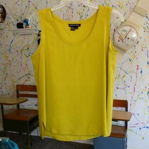 3 for $50💚 Due Per Due Yellow 100% Silk Sleeveless Top Size 8